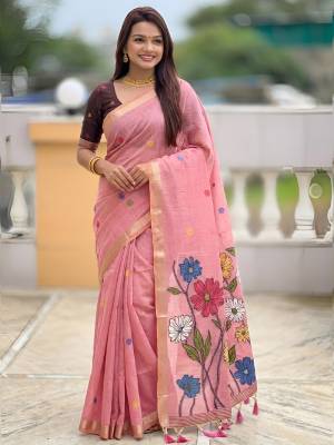 Garb These Party Wear Saree in Fine Colored.These Saree Are Cotton Silk And Blouse is Fabricated On Soft Silk.Its Beautified With Weaving Meenakari Designer.