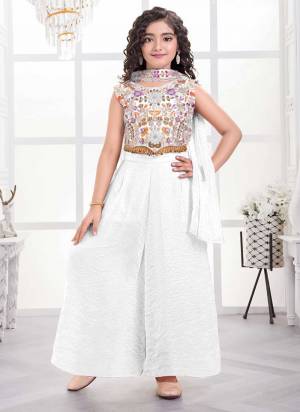 For A Designer Look,Grab These Kidswear Readymade Plazzo Suits in Fine Colored.These Top And Bottom Are Fabricated On Fendy Silk Pair With Fendy Dupatta.Its Beautified With Designer Multy Thread Embroidery Work.