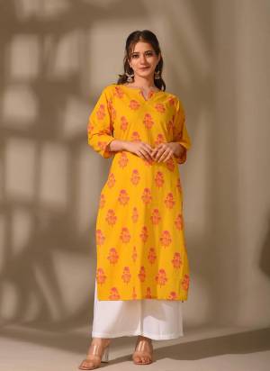 Attrective Looking These Beautiful Looking Readymade Long Kurti.These Kurti Are Cambric Cotton Fabricated.Its Beautified With Designer Digital Printed.