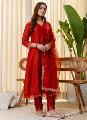 Attractive These Beautiful Readymade Suits With Dupatta.These Suit is Fabricated On Top Are Silk Blend And Bottom Are Silk Blend And Silk Blend Dupatta .Its Beautified With Designer Embroidery Work.