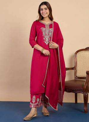 Attractive These Beautiful Readymade Suits With Dupatta.These Suit is Fabricated On Top Are Silk Blend And Bottom Are Silk Blend And Nazmeen Dupatta .Its Beautified With Designer Embroidery Work.