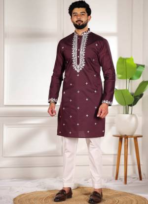 For A festive And Party Wear,Looking These Readymade Kurta With Payjama in Fine Colored.These Kurta is Fabricated On Cotton And Art Silk Bottom With Designer Mirror,Thread Embroidery Work.Buy Now.