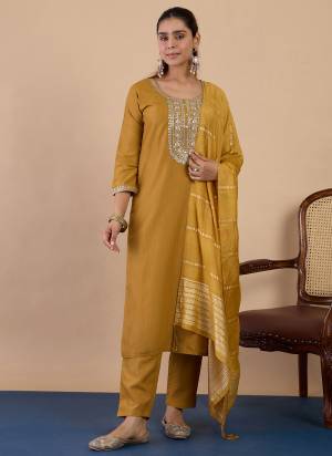 Garb These Beautiful Readymade Suits With Dupatta.These Suit is Fabricated On Top Are Cotton Blend And Bottom Are Cotton Blend And Silk Dupatta .Its Beautified With Designer Embroidery Work.