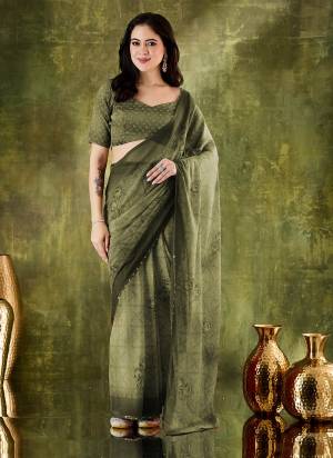 Garb These Party Wear Ready To Wear Saree in Fine Colored.These Saree Are Chiffon And Blouse is Chiffon Fabricated.Its Beautified With Designer Digital Printed.