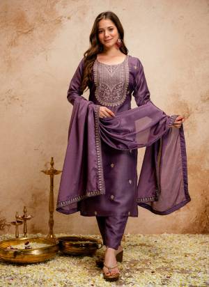 Looking These Suit in Fine Colored Pair With Bottom And Dupatta.These Top Are Chanderi Viscose And Bottom Are Fabricated On Chanderi Viscose Pair With Chanderi Viscose Dupatta.Its Beautified With Designer Embroidery Work.