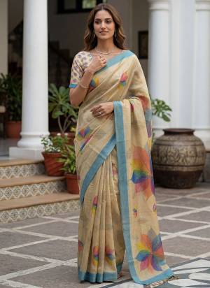 Garb These Fastive And Party Wear Saree in Fine Colored.These Saree And Blouse is Fabricated On Virana Silk.Its Beautified With Designer Printed With Dori Work.