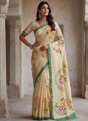 Garb These Fastive And Party Wear Saree in Fine Colored.These Saree And Blouse is Fabricated On Virana Silk.Its Beautified With Designer Printed With Dori Work.