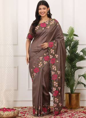 Garb These Party Wear Saree in Fine Colored.These Saree Are Manipuri Silk And Blouse is Manipuri Silk Fabricated.Its Beautified With Designer Multy Thread Embroidery,Cut Work.