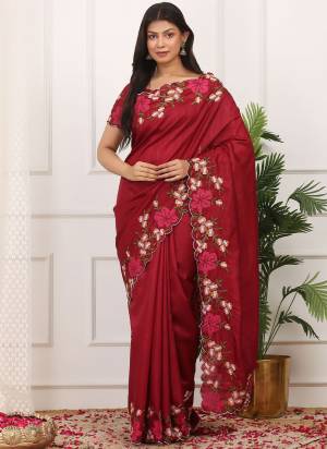 Garb These Party Wear Saree in Fine Colored.These Saree Are Manipuri Silk And Blouse is Manipuri Silk Fabricated.Its Beautified With Designer Multy Thread Embroidery,Cut Work.