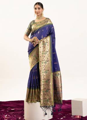Garb These Festive And Party Wear Saree in Fine Colored.These Saree And Blouse is Fabricated On Banarasi Silk.Its Beautified With Traditional Paithani Meenakari Woven Designer.