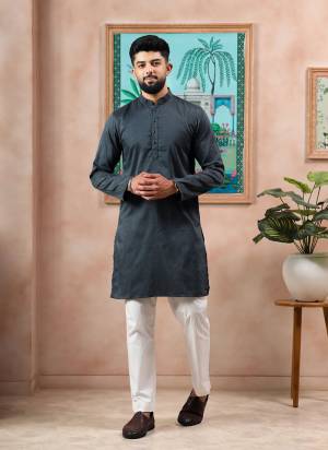 For A festive And Party Wear,Looking These Readymade Kurta With Payjama in Fine Colored.These Kurta is Fabricated On Cotton And Art Silk Bottom With Woven Dobby,Sequance Designer.Buy Now.