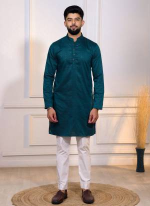 For A festive And Party Wear,Looking These Readymade Kurta With Payjama in Fine Colored.These Kurta is Fabricated On Cotton And Art Silk Bottom With Woven Dobby,Sequance Designer.Buy Now.