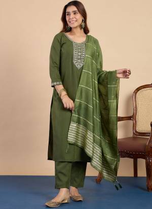 Garb These Beautiful Readymade Suits With Dupatta.These Suit is Fabricated On Top Are Cotton Blend And Bottom Are Cotton Blend And Silk Dupatta .Its Beautified With Designer Embroidery Work.