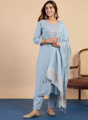 Garb These Beautiful Readymade Suits With Dupatta.These Suit is Fabricated On Top Are Cotton Blend And Bottom Are Cotton Blend And Silk Dupatta .Its Beautified With Designer Embroidery Work.