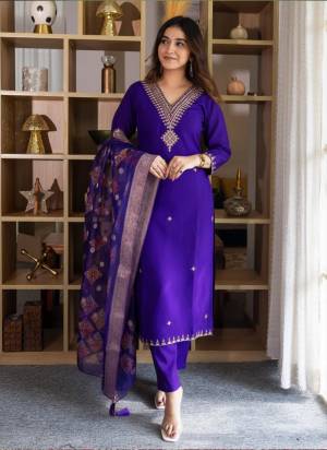 Looking These Beautiful Party Wear Readymade Suits With Dupatta.These Suit is Fabricated On Top And Bottom Are Silk Blend And Organza Dupatta .Its Beautified With Designer Embroidery Work.