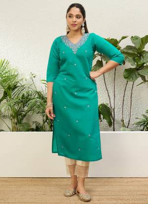 Attractive These Beautiful Party Wear Readymade Long Kurti.These Kurti is Fabricated On Silk Blend.Its Beautified With Designer Embroidery Work.