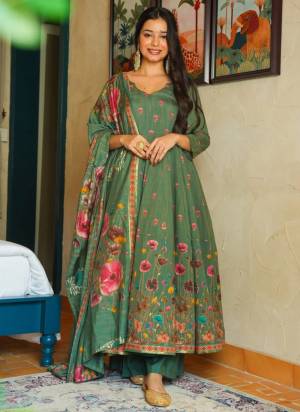 Looking These Suit in Fine Colored Pair With Bottom And Dupatta.These Top Are Muslin And Bottom Are Fabricated On Muslin Pair With Chinon Dupatta.Its Beautified With Printed Designer.