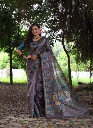Looking These Festive And Party Wear Saree in Fine Colored.These Saree And Blouse is Fabricated On Tussar Silk.Its Beautified With Designer Peacock Printed.