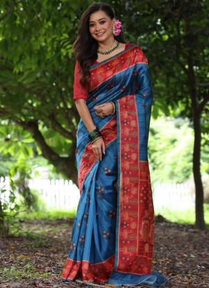 Looking These Festive And Party Wear Saree in Fine Colored.These Saree And Blouse is Fabricated On Tussar Silk.Its Beautified With Designer Peacock Printed.