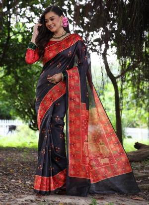 Looking These Festive And Party Wear Saree in Fine Colored.These Saree And Blouse is Fabricated On Tussar Silk.Its Beautified With Designer Peacock Printed.