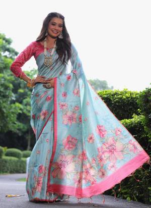 Looking These Festive And Party Wear Saree in Fine Colored.These Saree And Blouse is Fabricated On Tussar Silk.Its Beautified With Designer Floral Printed.
