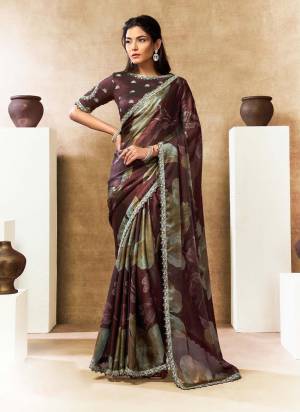 Look Attrective These Designer Party Wear Saree in Fine Colored.These Saree Are Two Tone Satin Silk And Blouse Are Raw Slub Silk is Fabricated.Its Beautified Desiger Printe,Embroidery,Pearl,Stone Work.