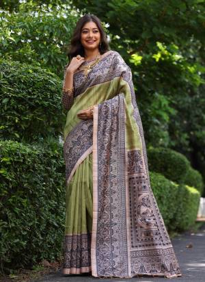 Looking These Festive And Party Wear Saree in Fine Colored.These Saree And Blouse is Fabricated On Tussar Silk.Its Beautified With Designer Madhubani Printed.