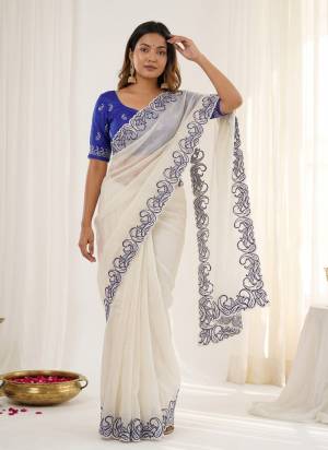 Looking These Party Wear Saree in Fine Colored.These Saree Are Crunchy Silk And Blouse is Fabricated On Satin Banglori.Its Beautified With Designer C Pallu Thread Embroidery Work.
