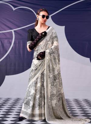 Looking These Festive And Party Wear Saree in Fine Colored.These Saree And Blouse is Fabricated On Satin Silk.Its Beautified With Designer Printed.