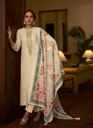 Attractive These Party Wear Salwar Suit in Fine Colored Pair With Bottom And Dupatta.These Top Are Cambric Cotton And Dupatta Are Fabricated On Cotton Pair With Lown Cotton Bottom.Its Beautified With Digital Printed With Embroidery Work.