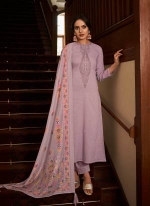 Attractive These Party Wear Salwar Suit in Fine Colored Pair With Bottom And Dupatta.These Top Are Cambric Cotton And Dupatta Are Fabricated On Cotton Pair With Lown Cotton Bottom.Its Beautified With Digital Printed With Embroidery Work.