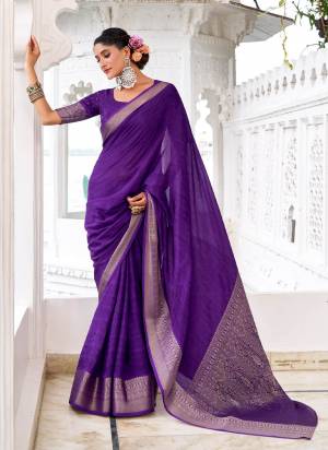 Looking These Festive And Party Wear Saree in Fine Colored.These Saree And Blouse is Fabricated On Chinon.Its Beautified With Weaving Jari Designer With Self Printed.