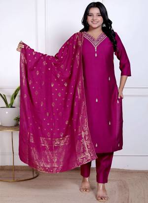 Attrective These Designer Suit in Fine Colored Pair.These Top And Bottom Are Fabricated On Vetican And Muslin Banarasi Dupatta Pair.Its Beautified With Designer  Dori Embroideri Work.