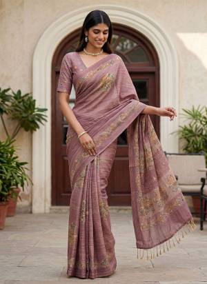 Garb These Fastive And Party Wear Saree in Fine Colored.These Saree And Blouse is Fabricated On Virana Silk.Its Beautified With Designer Printed With Dori Work.