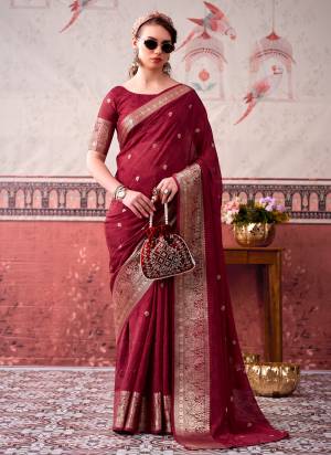 Garb These Festive And Party Wear Saree in Fine Colored.These Saree And Blouse is Fabricated On Chinon.Its Beautified With Weaving Jari Designer With Self Printed.