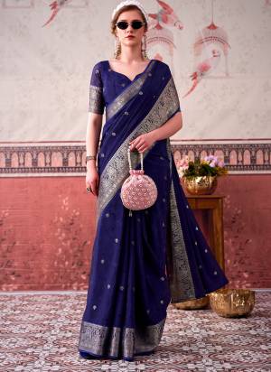 Garb These Festive And Party Wear Saree in Fine Colored.These Saree And Blouse is Fabricated On Chinon.Its Beautified With Weaving Jari Designer With Self Printed.