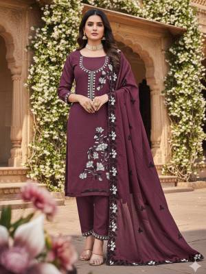 Looking These Disigner Suit in Fine Colored Pair With Bottom And Dupatta.These Top Are Star Georgette And Dupatta Are Fabricated On Star Georgette Pair With Santoon Bottom.Its Beautified With Designer Embroidery Work.