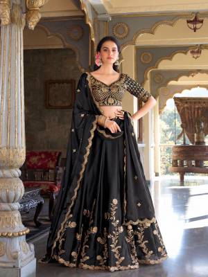 For A Designer Look,Grab These Lehenga Choli in Fine Colored.These Lehenga And Dupatta Are Fabricated On Rangoli Silk Pair With Rangoli Silk Blouse.Its Beautified With Designer Dori,Sequance,Jari Embroidery Work.