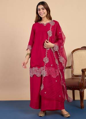 Garb These Beautiful Readymade Suits With Dupatta.These Suit is Fabricated On Top Are Silk Blend And Bottom Are Silk Blend And Silk Dupatta .Its Beautified With Designer Embroidery Work.