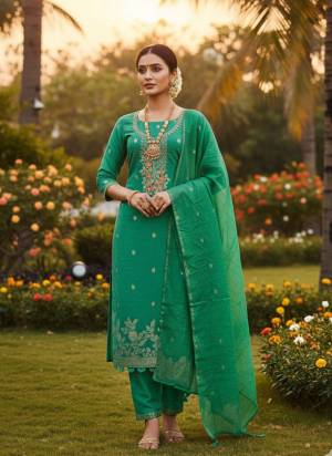 Looking These Disigner Suit in Fine Colored Pair With Bottom And Dupatta.These Top Are Dani Cotton And Dupatta Are Fabricated On Cotton Jacquaed Pair With Santoon Bottom.Its Beautified With Woven Designer With Embroidery Work.