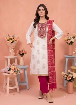 Garb These Disigner Suit in Fine Colored Pair With Bottom And Dupatta.These Top Are Rayon And Dupatta Are Fabricated On Chinon Pair With Santoon Bottom.Its Beautified With Pigment Printed Designer With Embroidery Work.