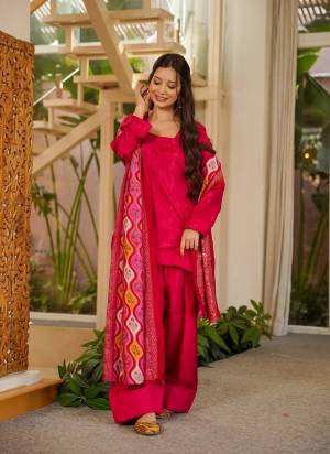 Looking These Suit in Fine Colored Pair With Bottom And Dupatta.These Top Are Silk Crepe And Bottom Are Fabricated On Silk Crepe Pair With Chinon Dupatta.Its Beautified With Designer Printed Dupatta.