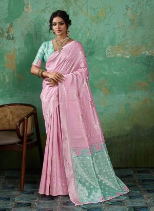 Attractive These Fastive And Party Wear Saree in Fine Colored.These Saree And Blouse is Fabricated On Linen Cotton.Its Beautified With Woven Jari Designer.