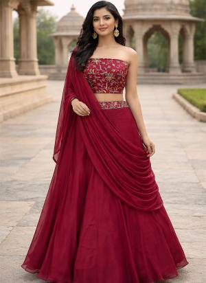 Looking These Party Wear Lehenga Choli in Fine Colored.These Lehenga And Choli Are Rangoli Silk And Dupatta Are Fabricated On Rangoli Silk Pair.Its Beautified With Designer Multy Thread Embroidery Work Blouse.