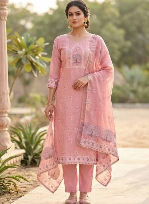 Garb These Suit in Fine Colored Pair With Bottom And Dupatta.These Top Are Banarasi Cotton And Dupatta Are Fabricated On Banarasi Pair With Rayon Bottom.Its Beautified With Designer Printed, Hand Work.