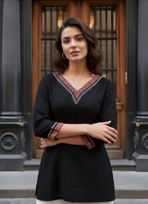 Looking These Beautiful Looking Readymade Short Kurta.These Kurta is Fabricated On Rayon.Its Beautified With Designer Printed.