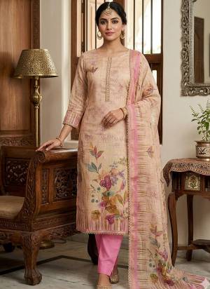 Attractive These Suit in Fine Colored Pair With Bottom And Dupatta.These Top Are Cotton Linen Simmer And Dupatta Are Fabricated On Cotton Linen Simmer Pair With Rayon Bottom.Its Beautified With Designer Printed, Hand Work.