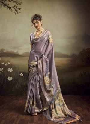 Looking These Fancy Party Wear Saree in Fine Colored.These Saree Are Jacquard Silk And Blouse is Jacquard Silk Fabricated.Its Beautified With Woven Border Designer With Floral Printed.