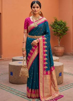 Garb These Party Wear Saree in Fine Colored.These Saree Are Soft Silk And Blouse is Fabricated On Soft Silk.Its Beautified With Weaving Jacquard Jari Rich Pallu Designer.