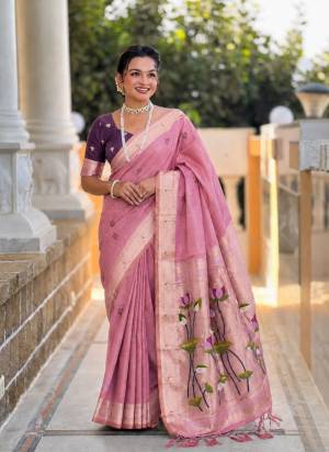 Garb These Party Wear Saree in Fine Colored.These Saree Are Cotton Silk And Blouse is Fabricated On Cotton Silk.Its Beautified With Weaving Meenakari Pallu Designer.